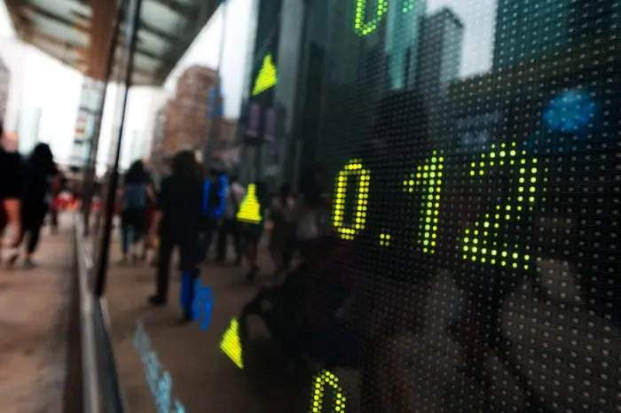 Bourse: ce qui bouge sur les marchés avant l’ouverture vendredi