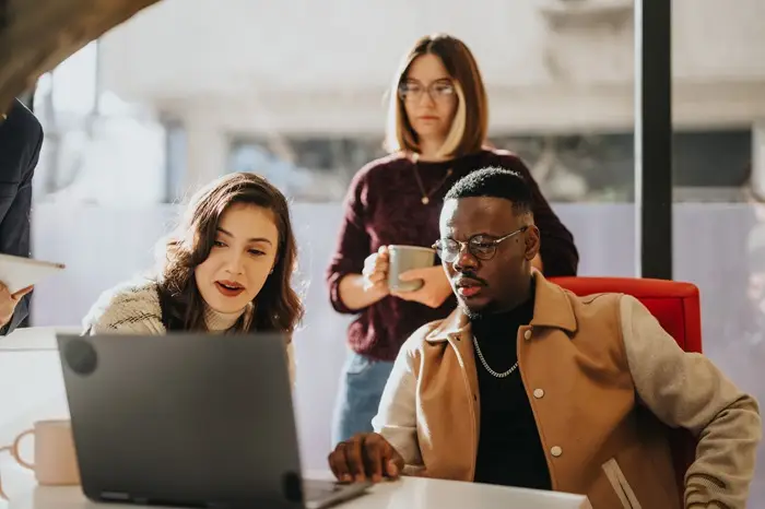 La DEI pas si décisive dans la recherche d’emploi des jeunes canadiens