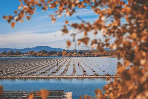 Solaire: l’appel d’offres doit exiger du contenu local, dit l’AQPER